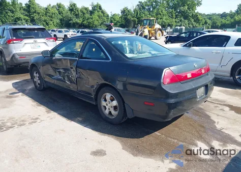 2002 Honda Accord 2.3 Ex z USA, uszkodzony, nr VIN 1HGCG315X2A023613